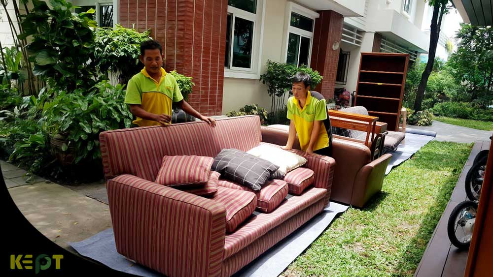 ขนของย้ายบ้าน บ้านทายาทตระกูล วิจิตรวาทการ