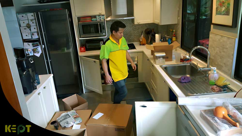 ขนของย้ายบ้าน บ้านทายาทตระกูล วิจิตรวาทการ