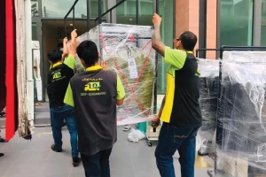 ทีมงานยกของ